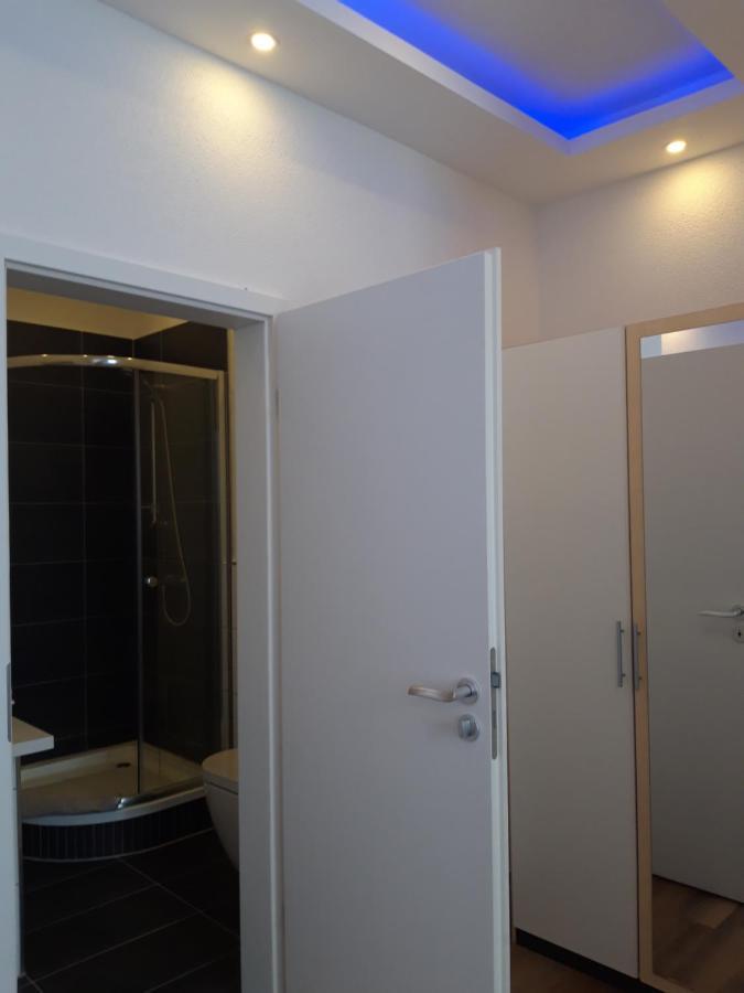Trang Hotel ラシュタット エクステリア 写真