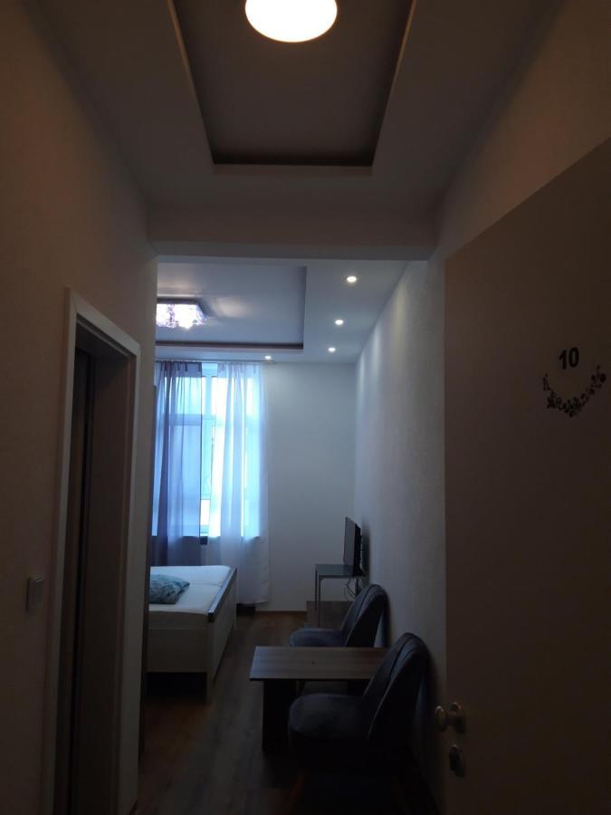 Trang Hotel ラシュタット エクステリア 写真